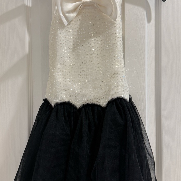 Blank & White sequin dress - Picture 1 of 5